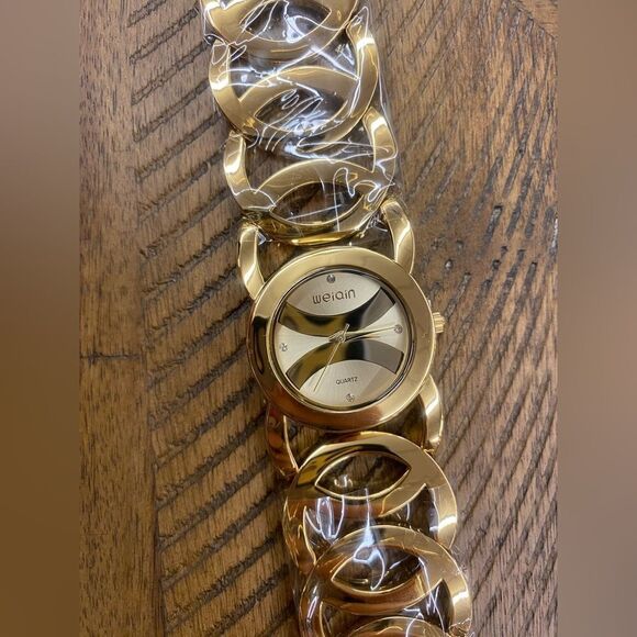 New gold circle Watch - Women's - Picture 3 of 4